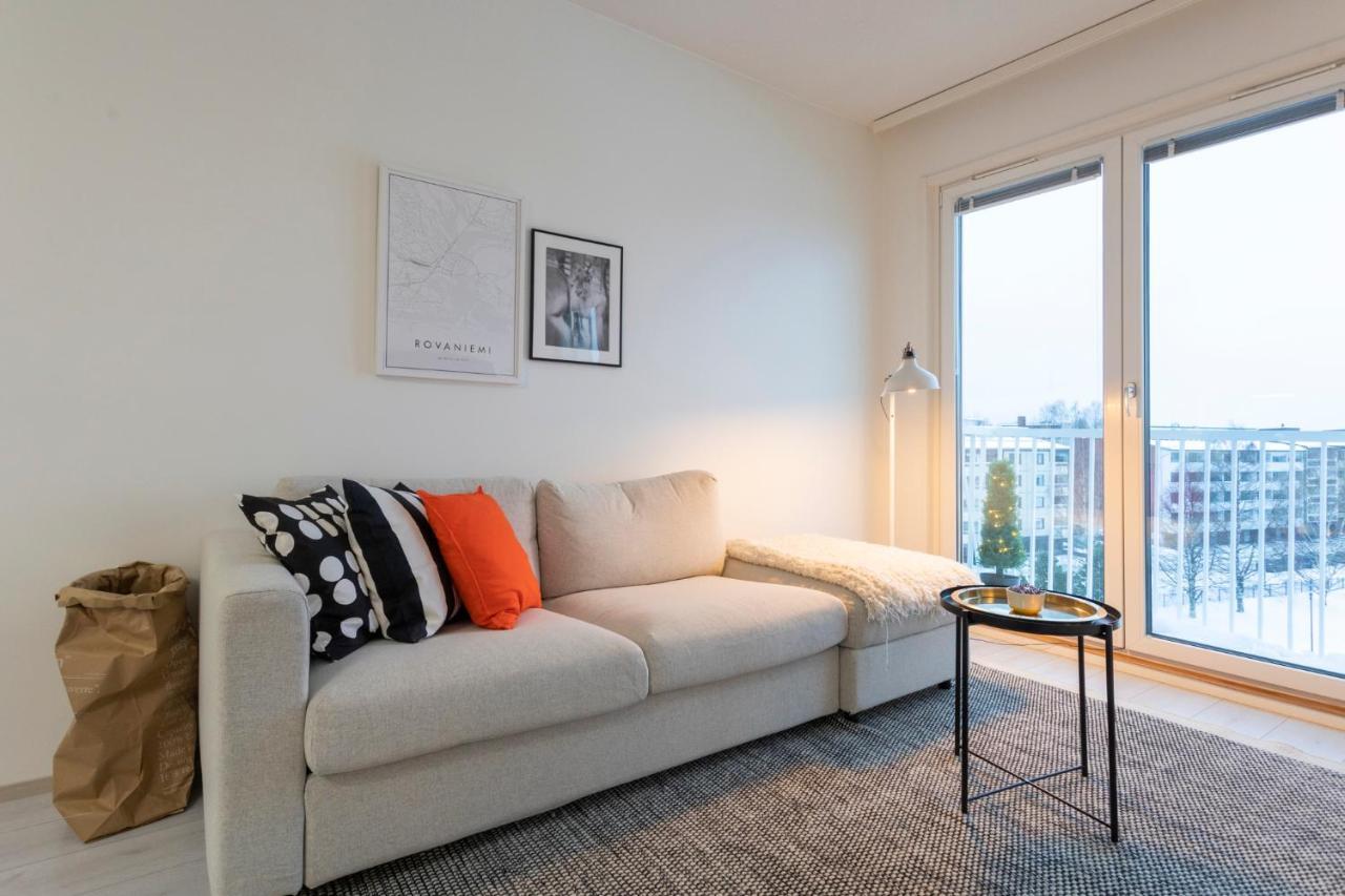 Vasko Luxurious Suites, Davvi 罗瓦涅米 外观 照片